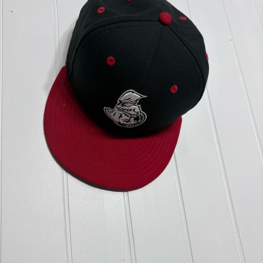 New Era 9FIFTY Ottawa Senators Snapback Hat NHL Black Red Flat Brim Streetwear‎